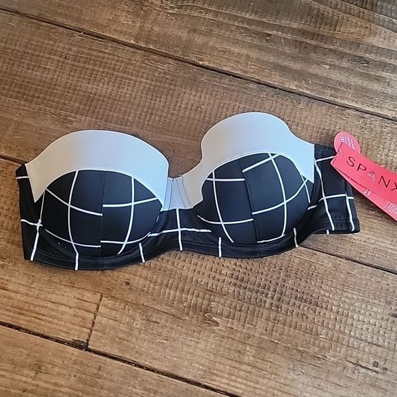SPANX Other - SPANX Black & white Bikini top - NWT - SZ 14